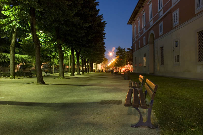scandicci di notte