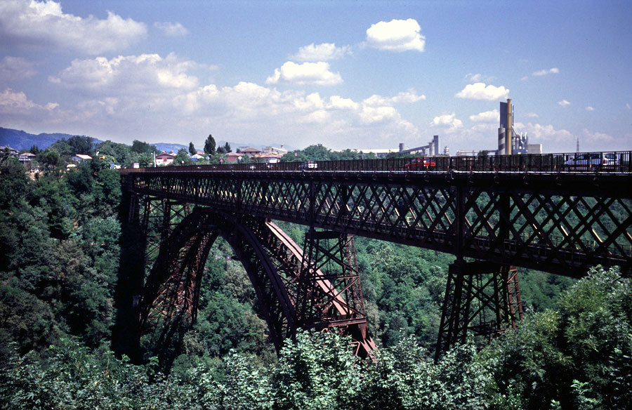 Cassandra crossing 1