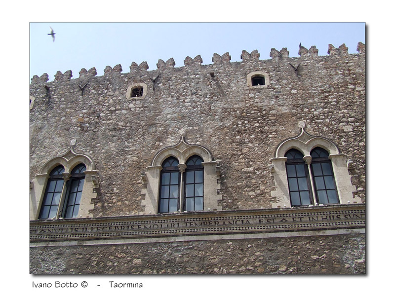 Finestre (Taormina)