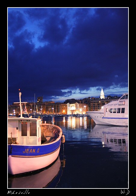 Marsiglia by night