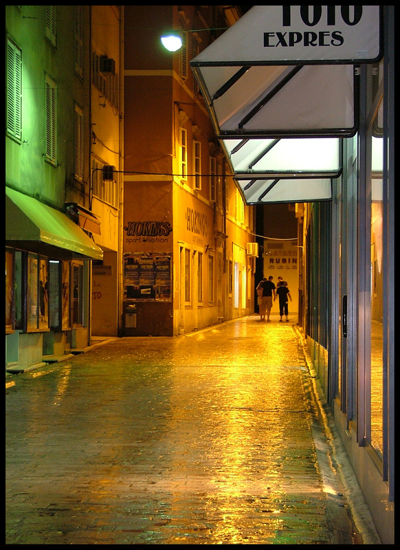 zadar, notturna