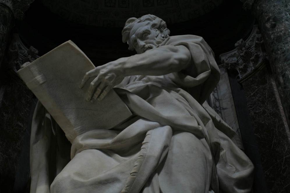Statua