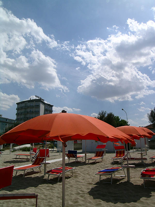 Senigallia, colore arancio