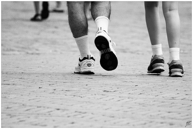 A pair of shoes 01