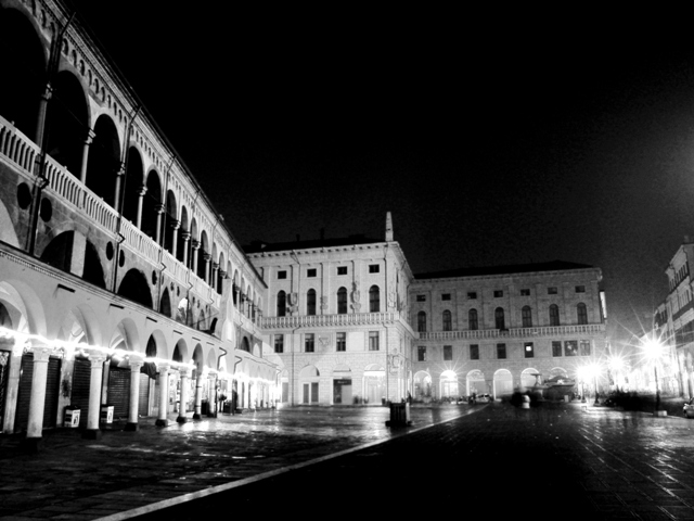 Piazza dei Frutti