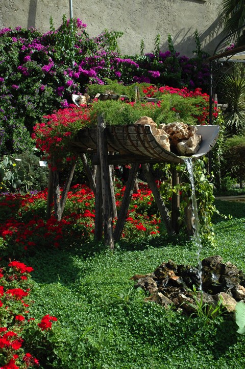 fontana di fiori