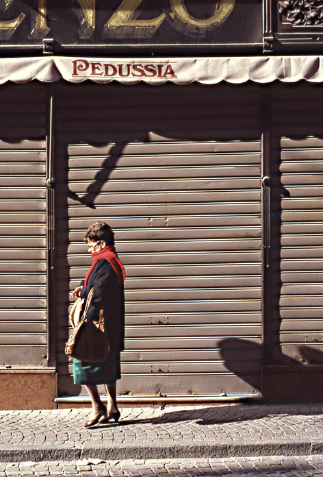 vecchia bottega chiusa