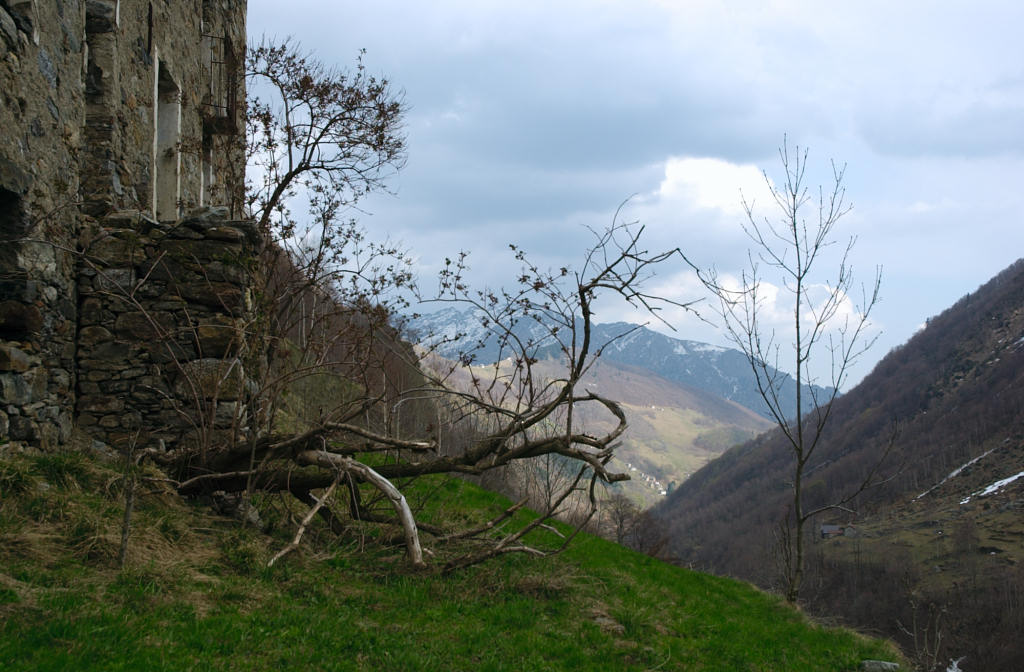 Val Mastallone