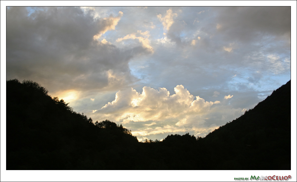 Passo al tramonto