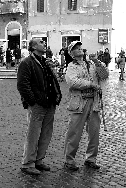 gesti e sguardi