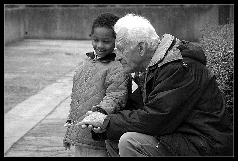 04-10-20 Ra - Nonno e nipote