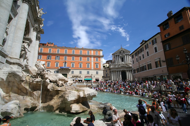 fontana di trevi