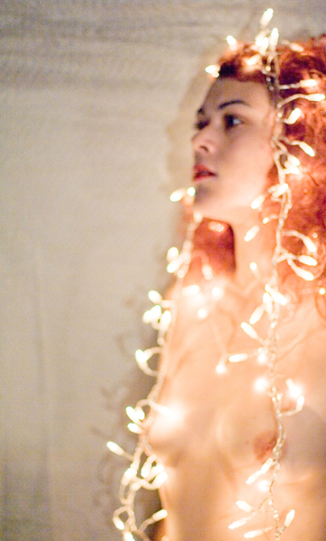 #Tulle e lampadine  Bianco quasi sacro