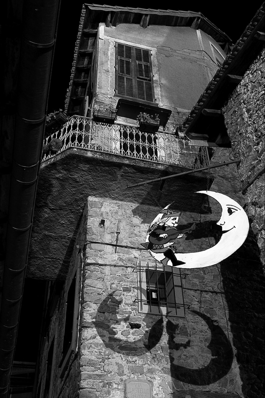 3 lune