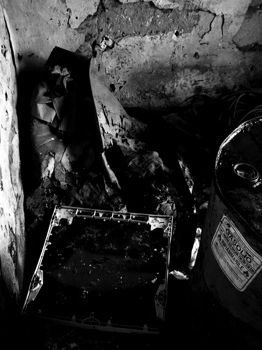 ...danger_2...
