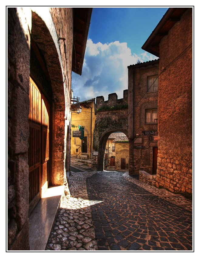Sermoneta 03