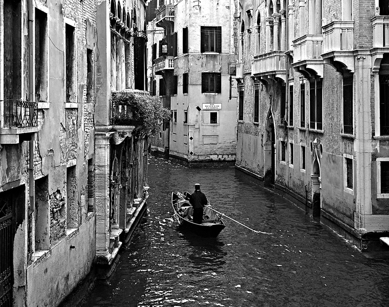 Scivolando sull'acqua