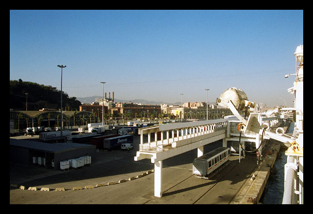 Il porto prima del ritorno in Italia