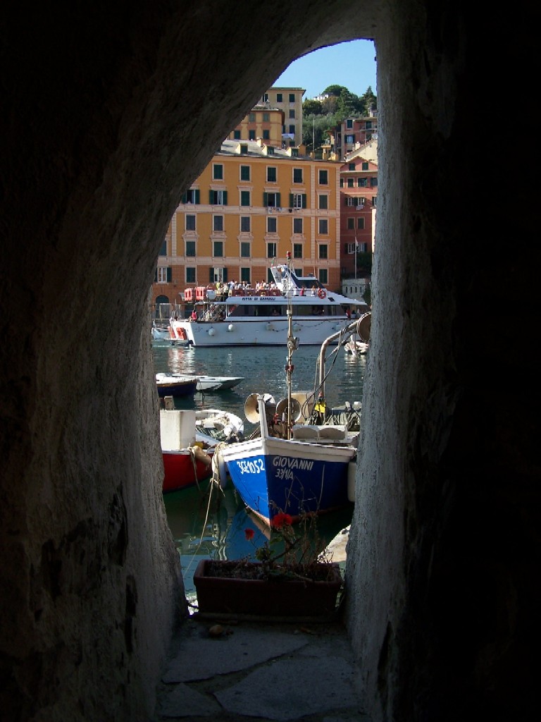 oltre il buco