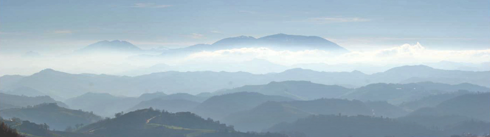 [Panoramica]Monte Nerone e Catria da Carpegna