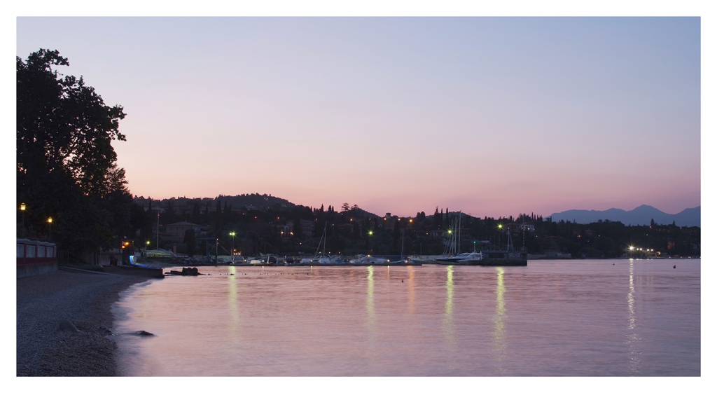 tramonto sul porto