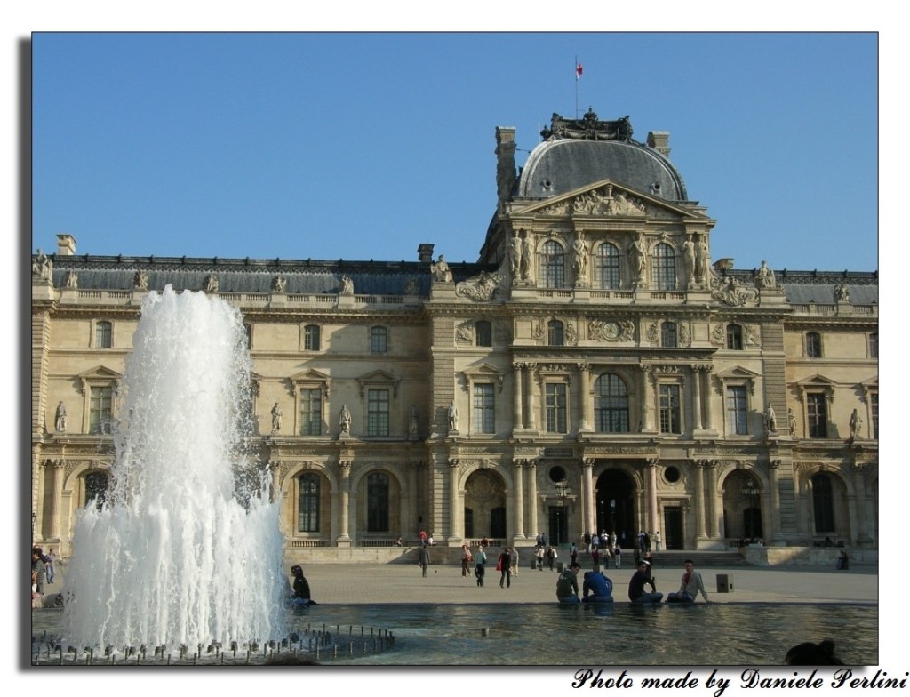 Edificio esterno del Louvre