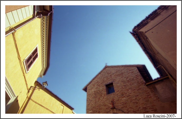 Dal basso