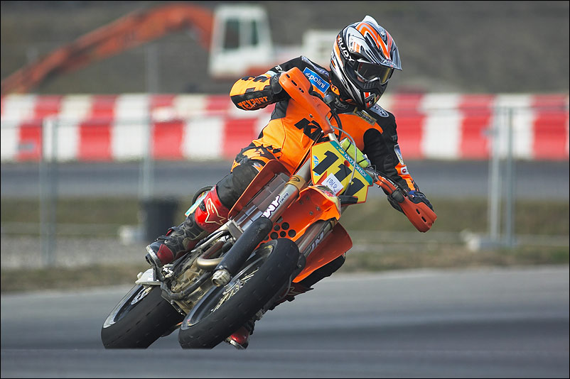 Supermotard...