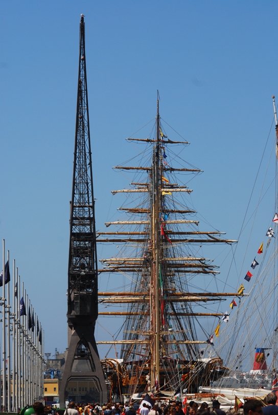 Vespucci e gru