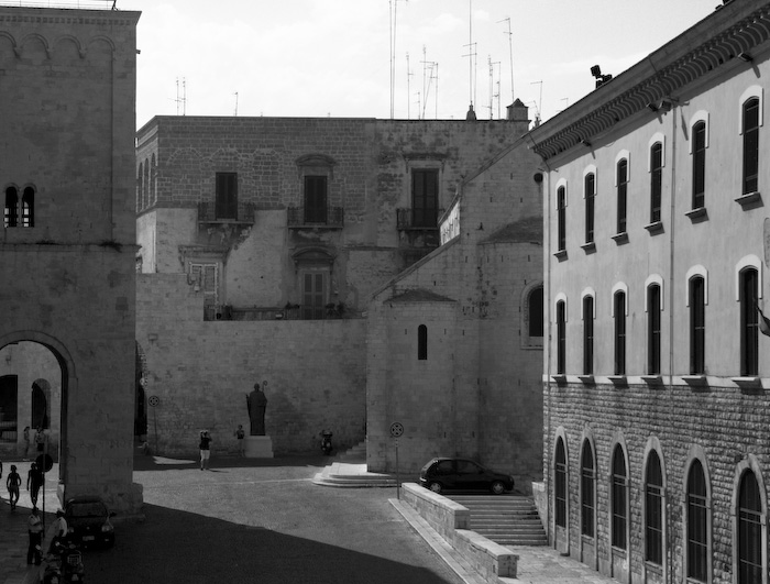 bari2