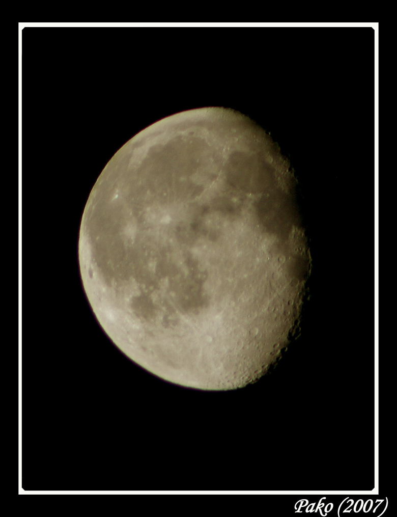 Luna Zoom