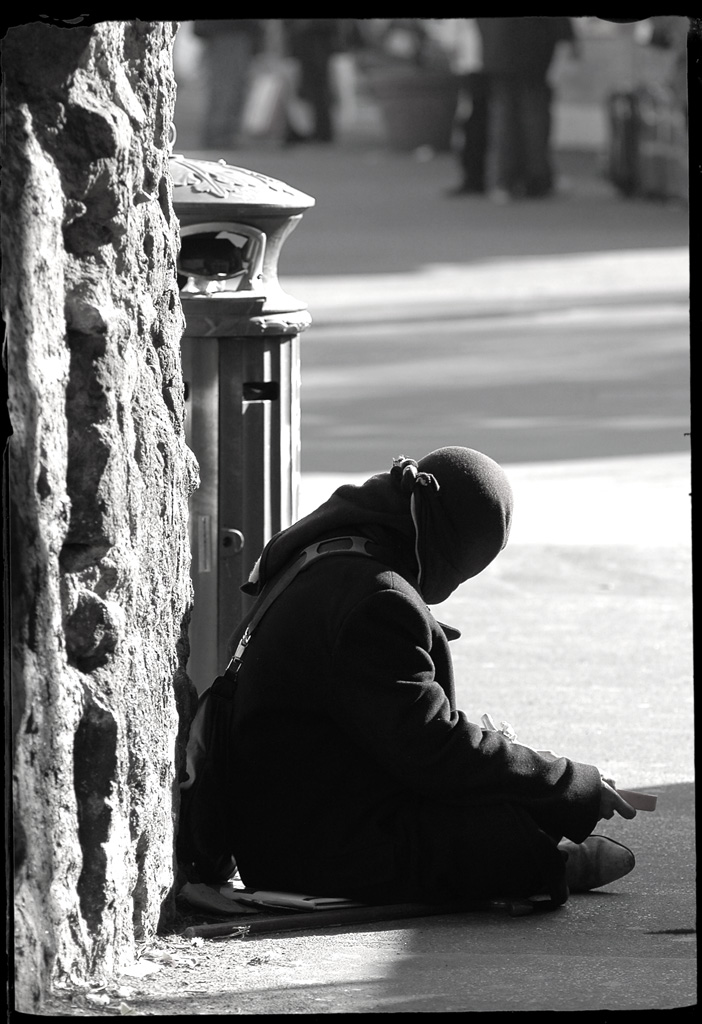 Sola al sole...