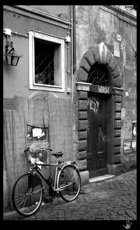 via del cinque. .