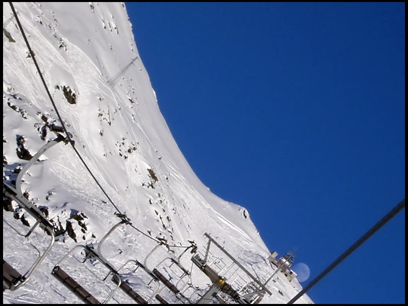 Luna sulle piste