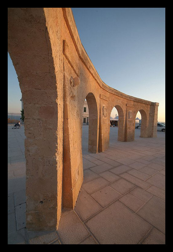 Archi