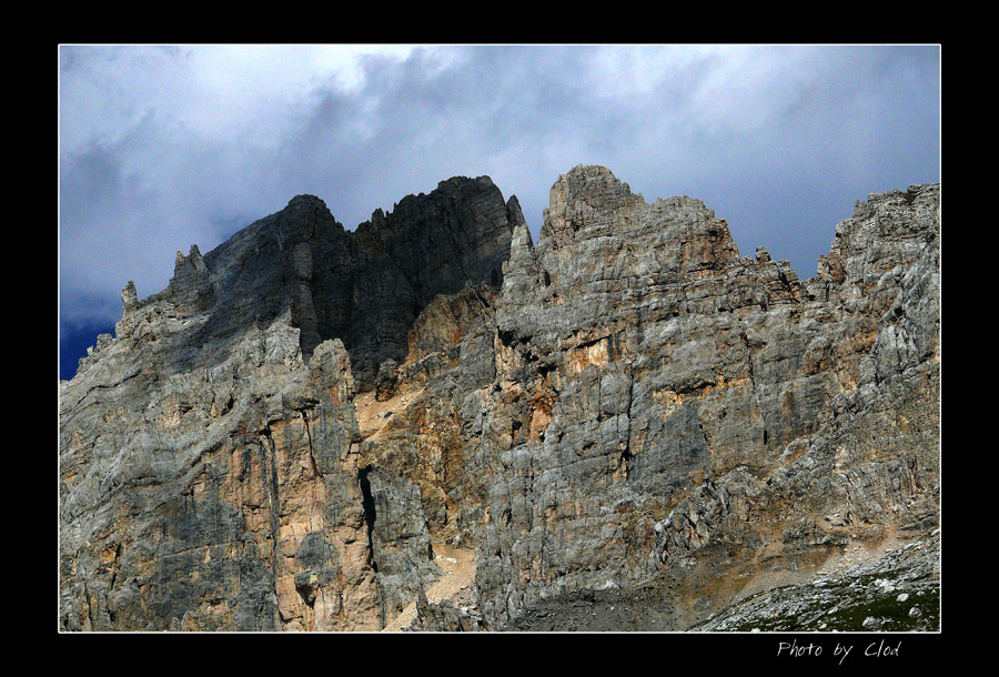 GUGLIE DEL LATEMAR