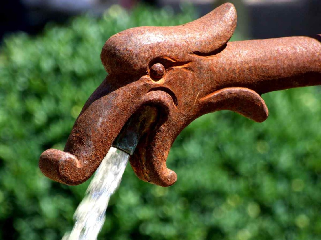 la fontana rispettosa
