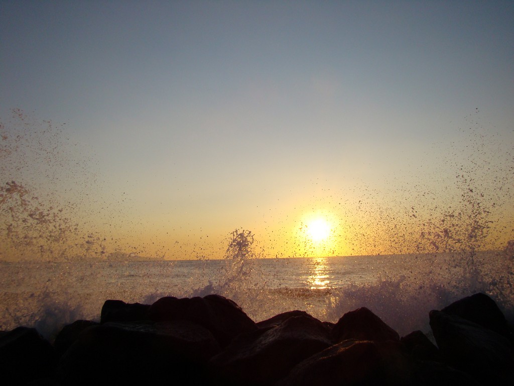 TRa scogli e sole