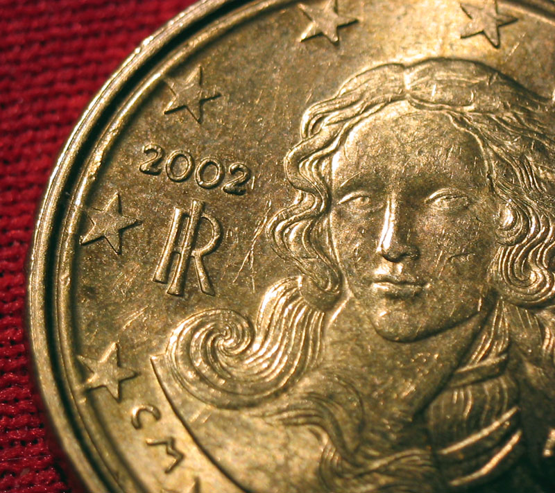 Macro 10 Cents