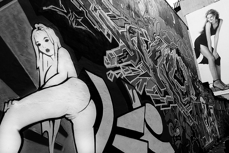 Sexy Wall
