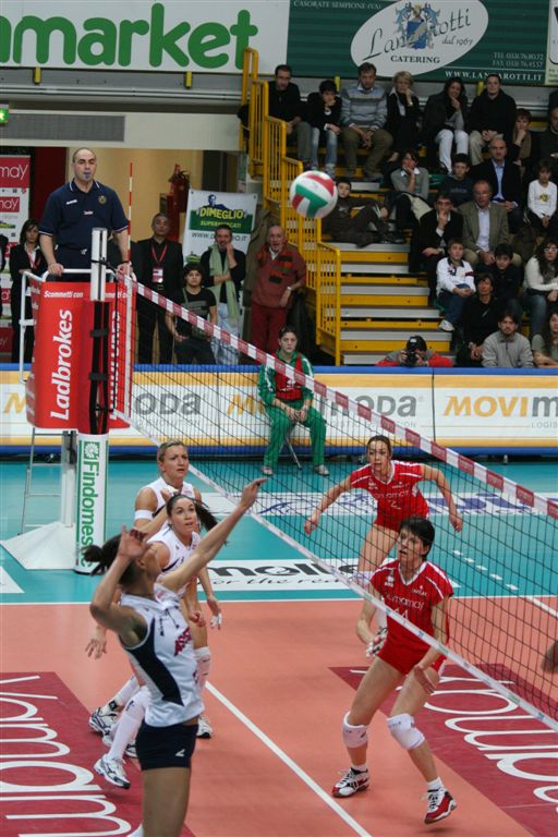 Volley -3-