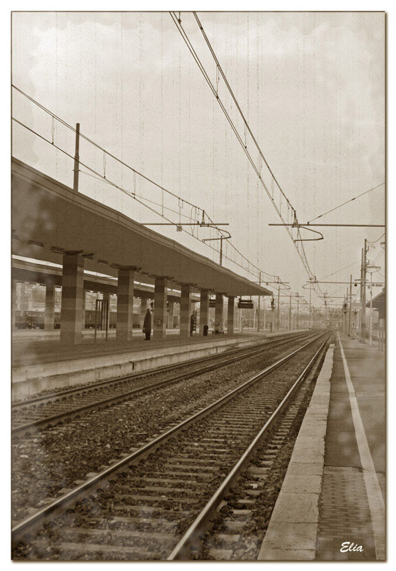 Aspettando il treno