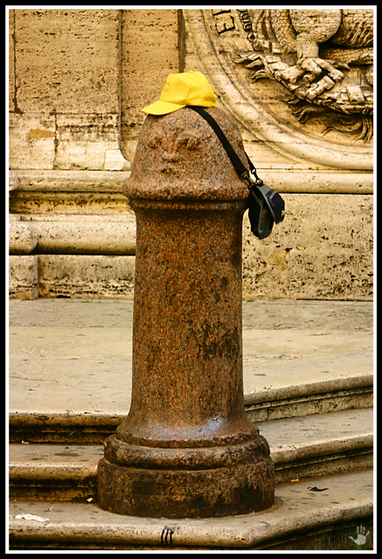 strano elemento