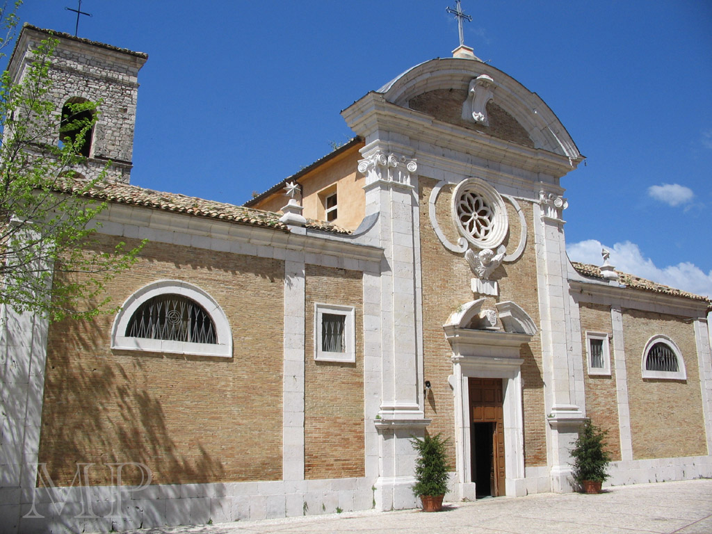 CANON A85 - Facciata chiesa di S. Salome (Veroli - Fr)