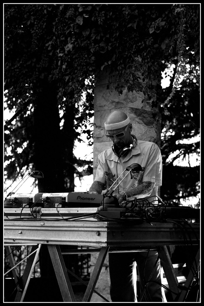 dj