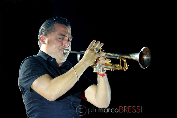 Roy Paci & Aretuska