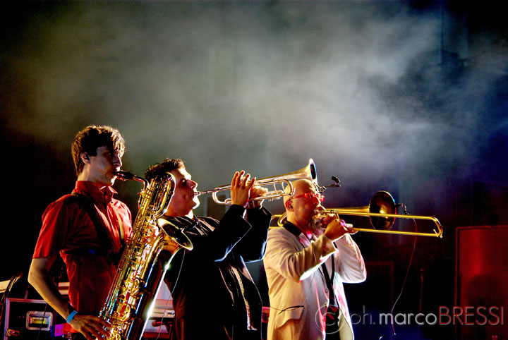 Roy Paci & Aretuska