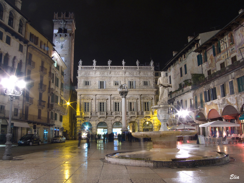 Piazza delle erbe a Verona
