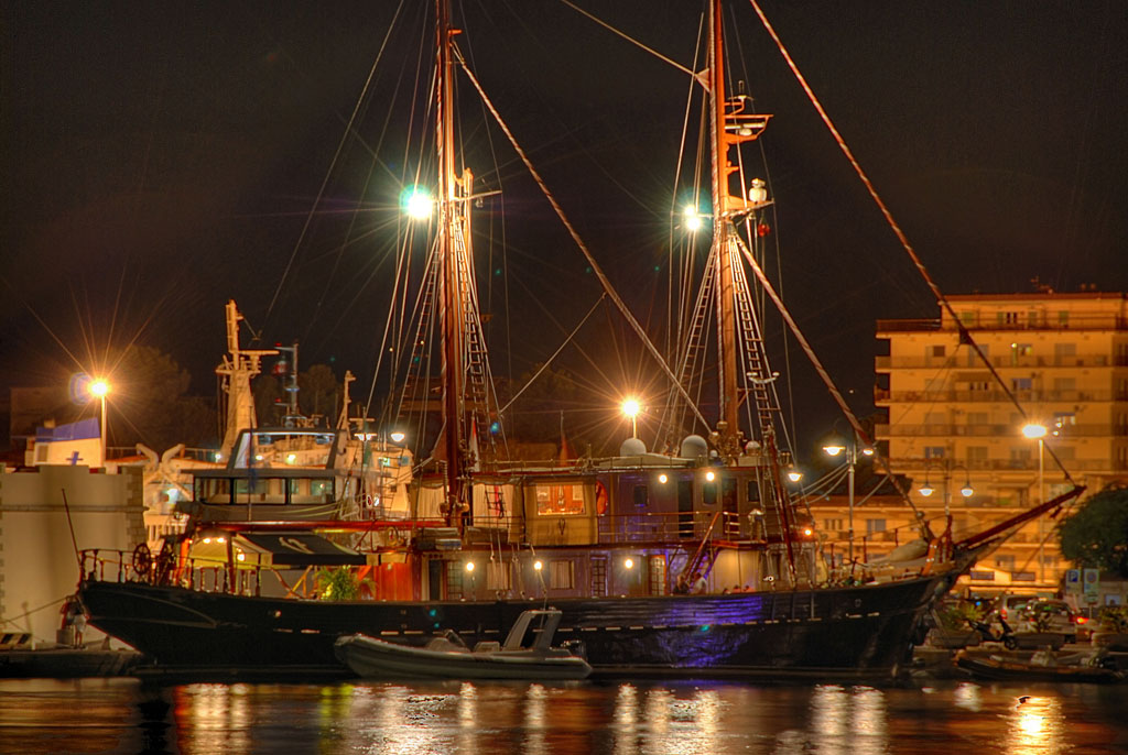 Barca di notte