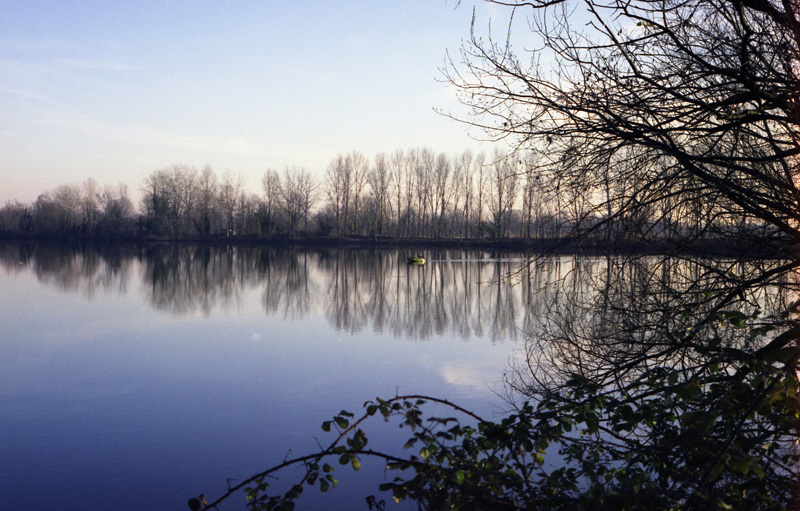 Mirror-water